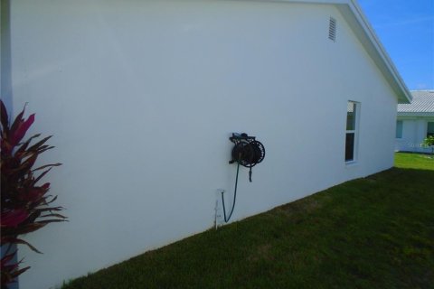Condo in Pinellas Park, Florida, 2 bedrooms  № 2116423 - photo 3