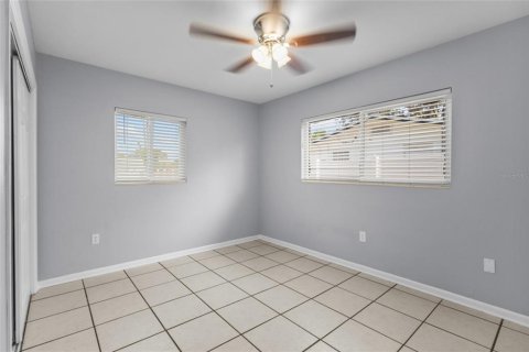 House in Tarpon Springs, Florida 2 bedrooms, 120.49 sq.m. № 2236114 - photo 21