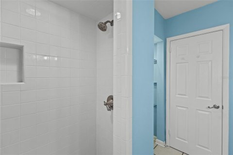 House in Tarpon Springs, Florida 2 bedrooms, 120.49 sq.m. № 2236114 - photo 23