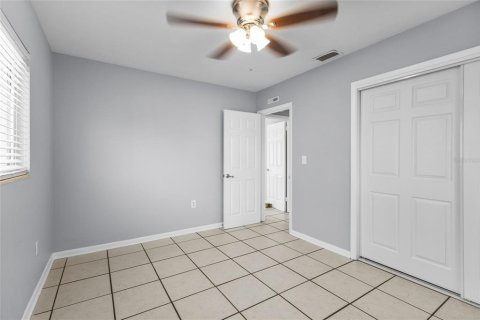 House in Tarpon Springs, Florida 2 bedrooms, 120.49 sq.m. № 2236114 - photo 20