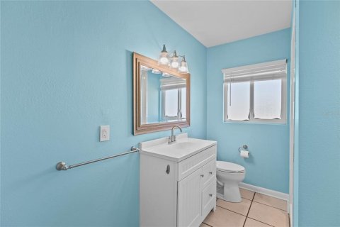 House in Tarpon Springs, Florida 2 bedrooms, 120.49 sq.m. № 2236114 - photo 22