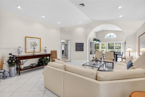 Villa ou maison à vendre à Boynton Beach, Floride: 3 chambres, 190.36 m2 № 2060524 - photo 10