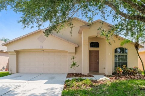 Villa ou maison à Land O' Lakes, Floride 3 chambres, 133.78 m2 № 2433415
