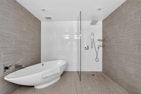 Снять в аренду кондоминиум в Санни-Айлс-Бич, Флорида 3 спальни, 143.16м2, № 2036228 - фото 28