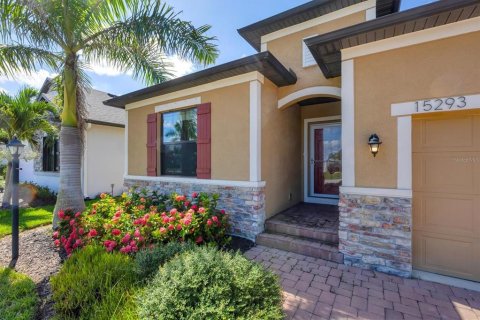 Casa en venta en Port Charlotte, Florida, 4 dormitorios, 200.76 m2 № 1913443 - foto 3
