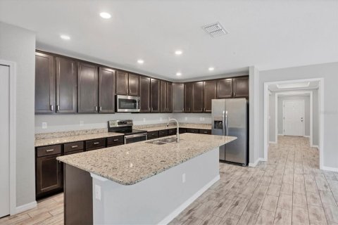 Casa en venta en Port Charlotte, Florida, 4 dormitorios, 200.76 m2 № 1913443 - foto 10