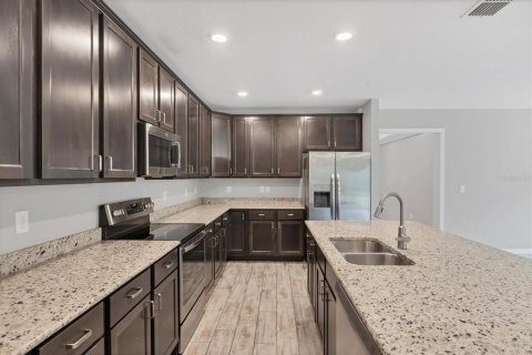Casa en venta en Port Charlotte, Florida, 4 dormitorios, 200.76 m2 № 1913443 - foto 11