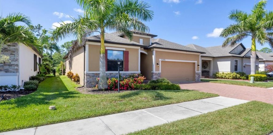 Casa en Port Charlotte, Florida 4 dormitorios, 200.76 m2 № 1913443