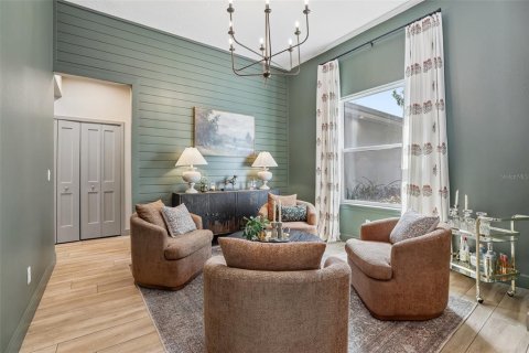 Casa en venta en Orlando, Florida, 4 dormitorios, 230.12 m2 № 2384487 - foto 5
