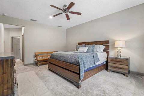 Casa en venta en Orlando, Florida, 4 dormitorios, 230.12 m2 № 2384487 - foto 16
