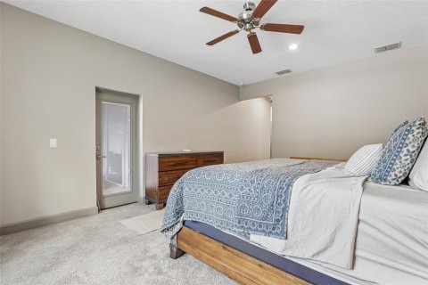 Casa en venta en Orlando, Florida, 4 dormitorios, 230.12 m2 № 2384487 - foto 17