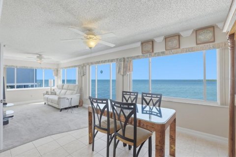 Villa ou maison à vendre à Hudson, Floride: 3 chambres, 221.11 m2 № 2226613 - photo 19