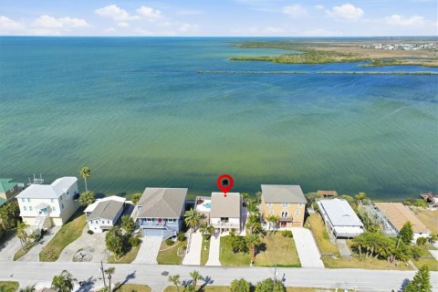 Villa ou maison à vendre à Hudson, Floride: 3 chambres, 221.11 m2 № 2226613 - photo 4