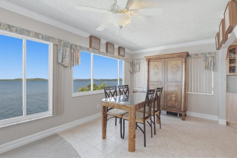 Villa ou maison à vendre à Hudson, Floride: 3 chambres, 221.11 m2 № 2226613 - photo 20