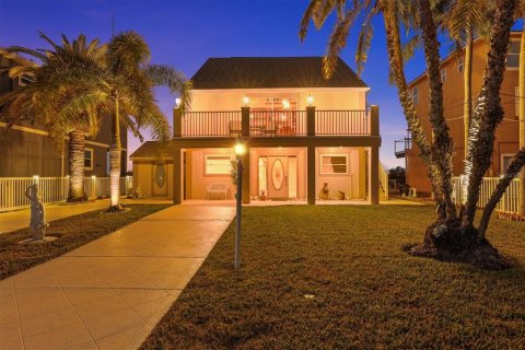 Villa ou maison à vendre à Hudson, Floride: 3 chambres, 221.11 m2 № 2226613 - photo 2