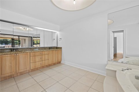 Touwnhouse à louer à Miami Lakes, Floride: 4 chambres, 203.46 m2 № 1991462 - photo 27