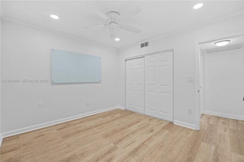 Touwnhouse à louer à Miami Lakes, Floride: 4 chambres, 203.46 m2 № 1991462 - photo 21