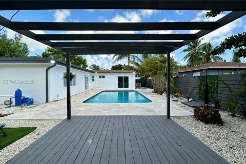 Casa en venta en North Miami, Florida, 3 dormitorios, 163.88 m2 № 2046735 - foto 30