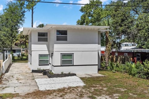 Villa ou maison à vendre à Holly Hill, Floride: 5 chambres, 191.38 m2 № 1820693 - photo 1