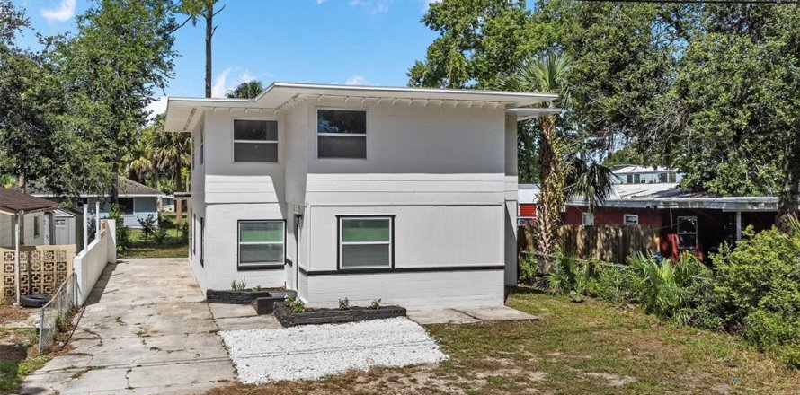 Villa ou maison à Holly Hill, Floride 5 chambres, 191.38 m2 № 1820693