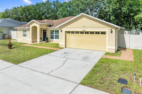 House in Kissimmee, Florida 4 bedrooms, 161.09 sq.m. № 1842995 - photo 2