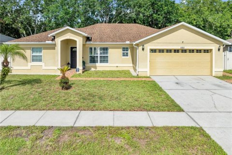 House in Kissimmee, Florida 4 bedrooms, 161.09 sq.m. № 1842995 - photo 1