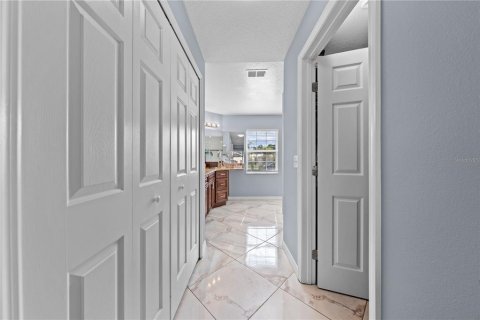 House in Kissimmee, Florida 4 bedrooms, 161.09 sq.m. № 1842995 - photo 16