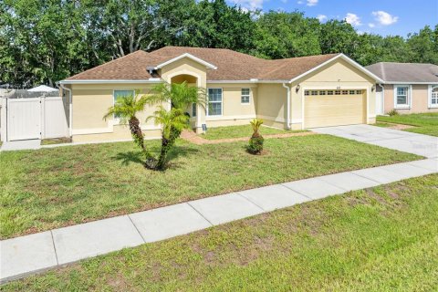 House in Kissimmee, Florida 4 bedrooms, 161.09 sq.m. № 1842995 - photo 4