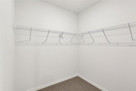 House in Winter Haven, Florida 3 bedrooms, 137.77 sq.m. № 1777504 - photo 15