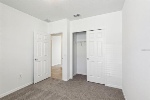 House in Winter Haven, Florida 3 bedrooms, 137.77 sq.m. № 1777504 - photo 10