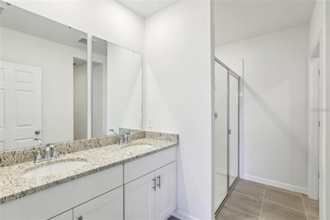 House in Winter Haven, Florida 3 bedrooms, 137.77 sq.m. № 1777504 - photo 14