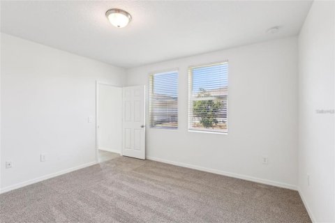 House in Winter Haven, Florida 3 bedrooms, 137.77 sq.m. № 1777504 - photo 16