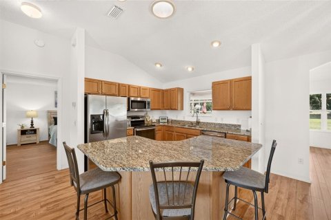 House in The Villages, Florida 3 bedrooms, 154.96 sq.m. № 2351684 - photo 10