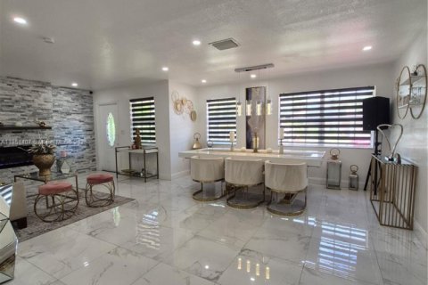 House in Fort Lauderdale, Florida 3 bedrooms, 144.83 sq.m. № 1875534 - photo 6