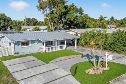Villa ou maison à Miramar, Floride 3 chambres, 143.81 m2 № 2005985