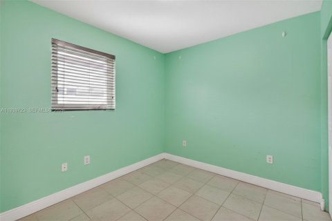 Купить виллу или дом в Мирамар, Флорида 3 спальни, 143.81м2, № 2005985 - фото 25