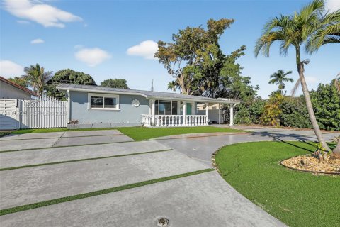 Купить виллу или дом в Мирамар, Флорида 3 спальни, 143.81м2, № 2005985 - фото 3