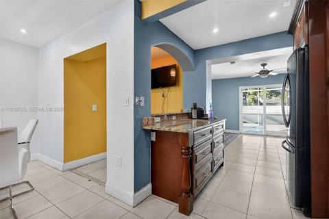 Купить виллу или дом в Мирамар, Флорида 3 спальни, 143.81м2, № 2005985 - фото 14