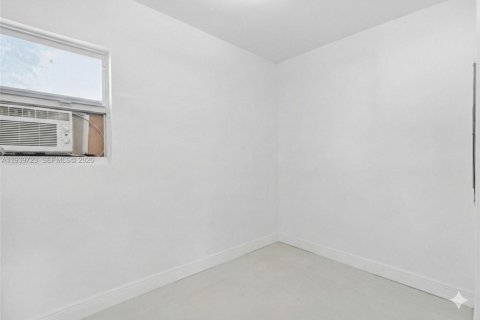 Купить виллу или дом в Мирамар, Флорида 3 спальни, 143.81м2, № 2005985 - фото 29