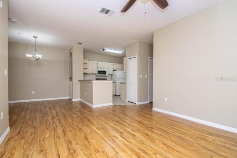 Copropriété à vendre à Riverview, Floride: 3 chambres, 113.34 m2 № 2156824 - photo 3