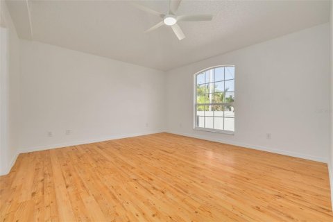Villa ou maison à vendre à Saint Petersburg, Floride: 3 chambres, 133.04 m2 № 2437237 - photo 14