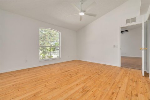Villa ou maison à vendre à Saint Petersburg, Floride: 3 chambres, 133.04 m2 № 2437237 - photo 15