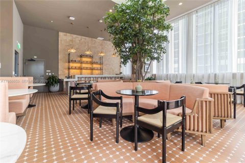 Condominio en alquiler en Miami, Florida, 1 dormitorio, 58.53 m2 № 2010573 - foto 16