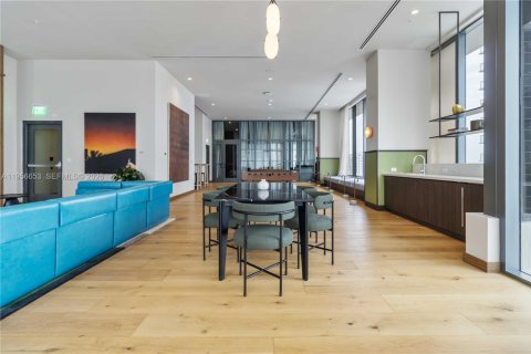 Condominio en alquiler en Miami, Florida, 1 dormitorio, 58.53 m2 № 2010573 - foto 25