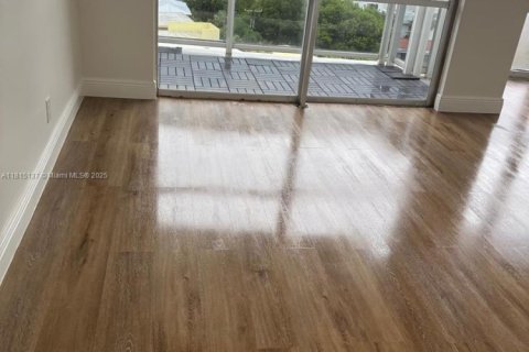 Condominio en venta en Miami Beach, Florida, 1 dormitorio, 85.47 m2 № 1770607 - foto 15