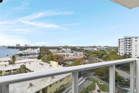 Condominio en venta en Miami Beach, Florida, 1 dormitorio, 85.47 m2 № 1770607 - foto 2