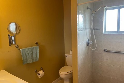 House in Edgewater, Florida 2 bedrooms, 107.86 sq.m. № 1632235 - photo 7