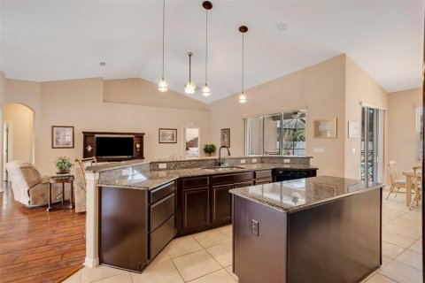 House in Palm Coast, Florida 4 bedrooms, 246.38 sq.m. № 1831753 - photo 14