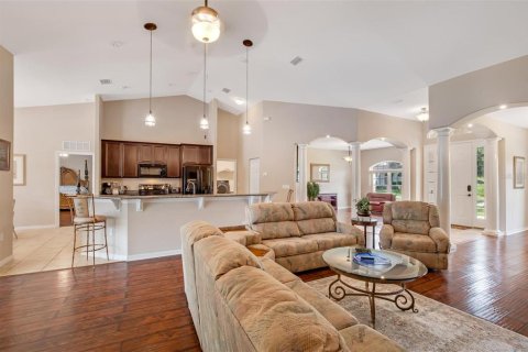 House in Palm Coast, Florida 4 bedrooms, 246.38 sq.m. № 1831753 - photo 12