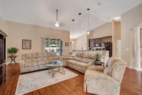 House in Palm Coast, Florida 4 bedrooms, 246.38 sq.m. № 1831753 - photo 9